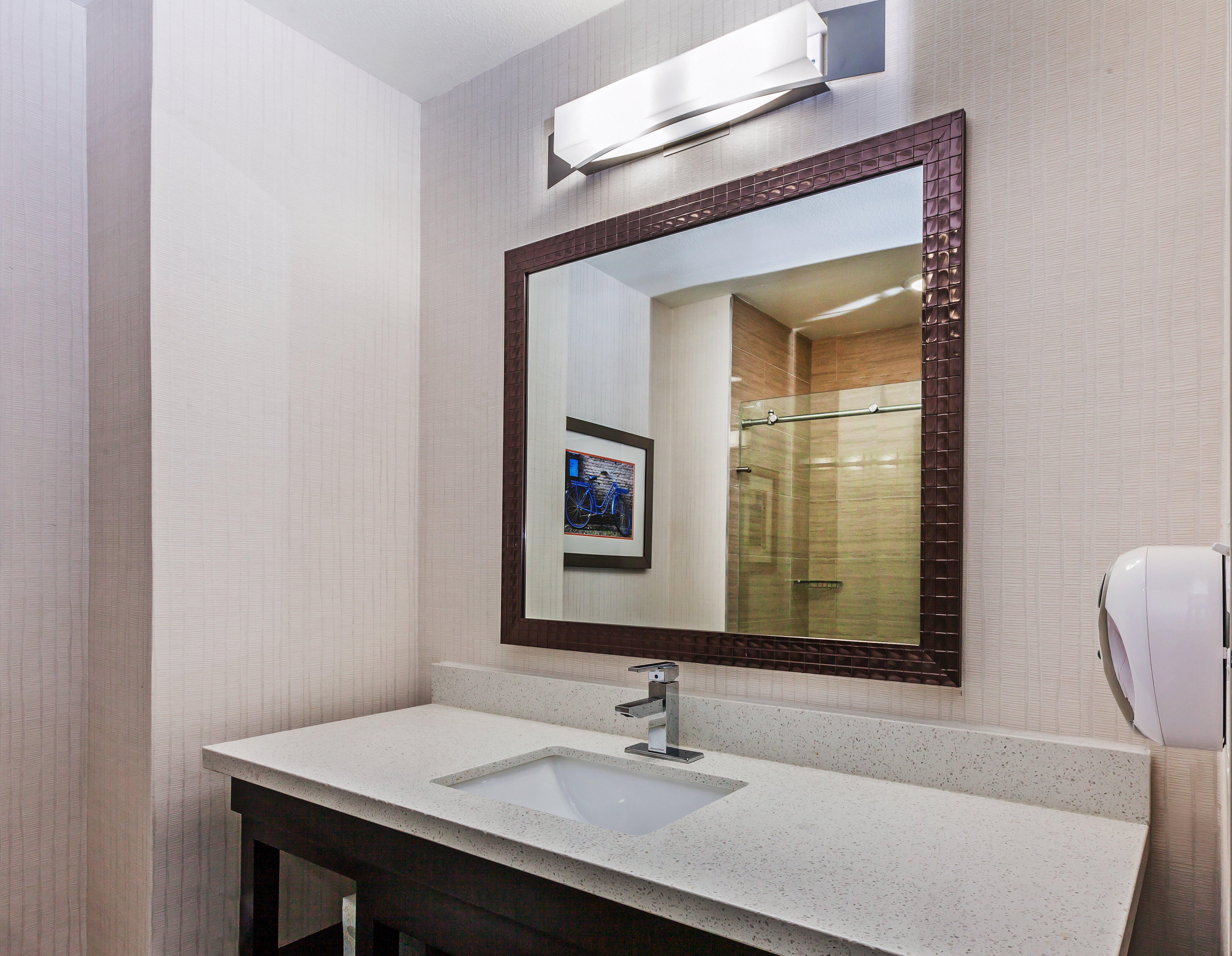 Holiday Inn Express & Suites Houston East By Ihg Buitenkant foto