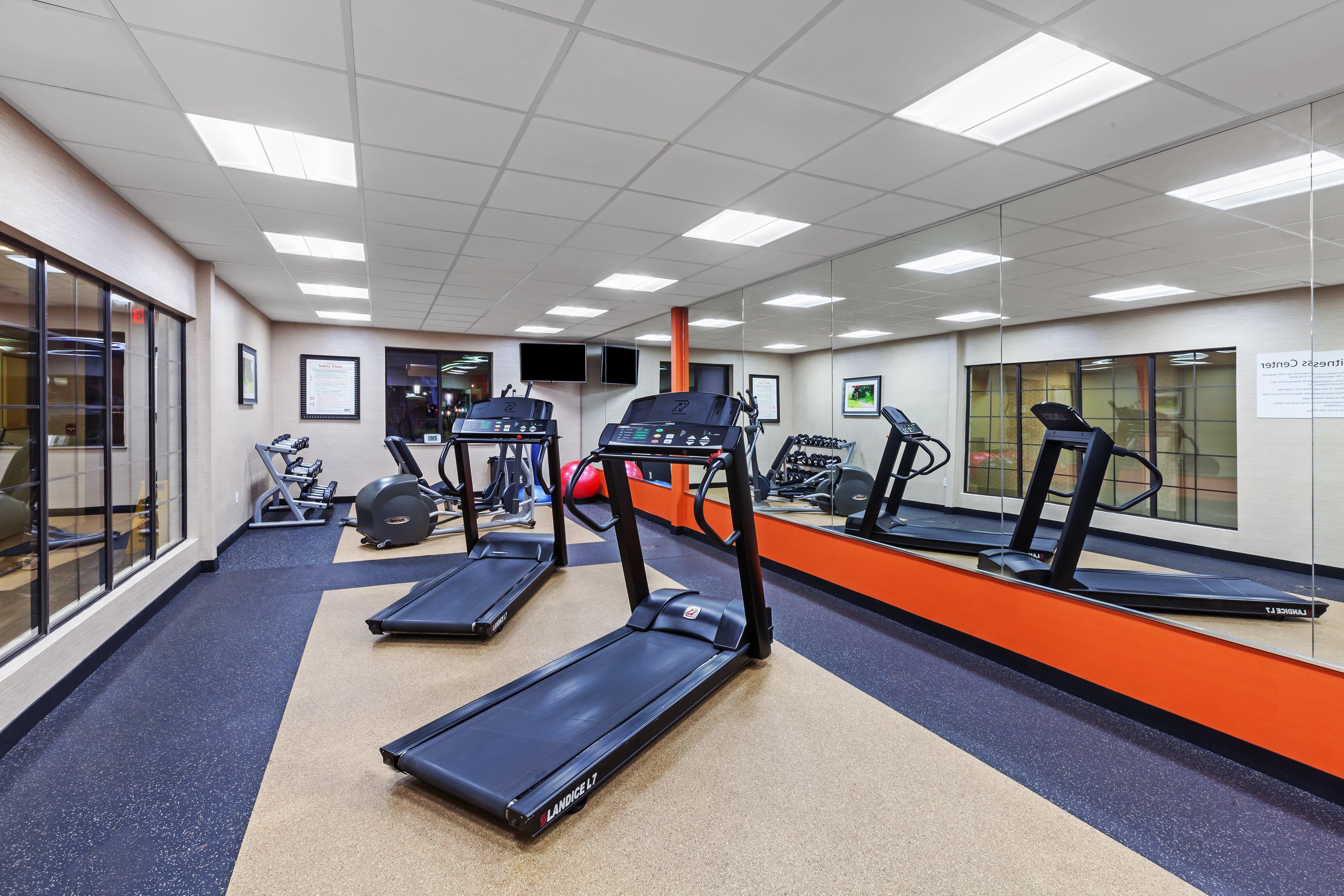Holiday Inn Express & Suites Houston East By Ihg Buitenkant foto