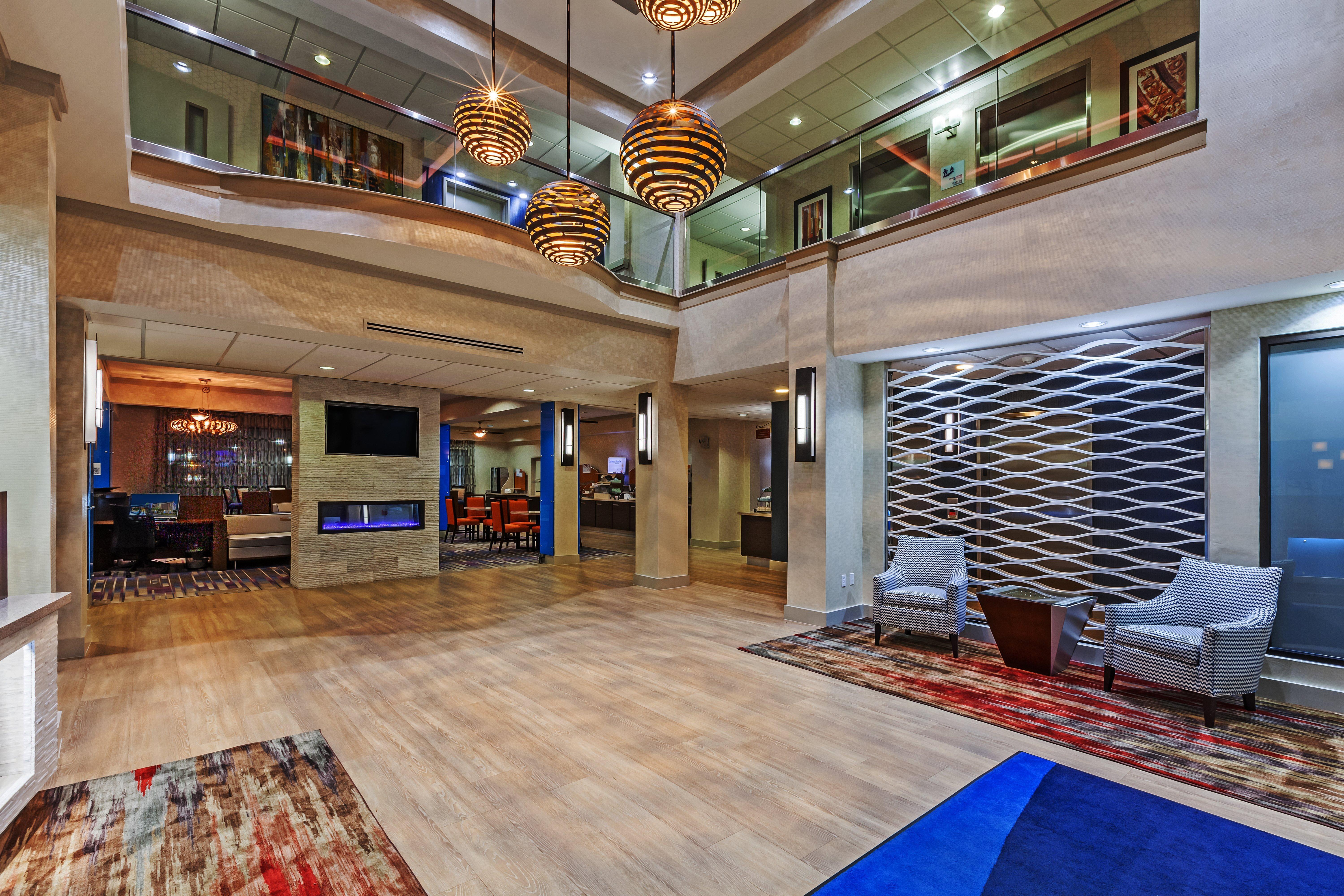 Holiday Inn Express & Suites Houston East By Ihg Buitenkant foto