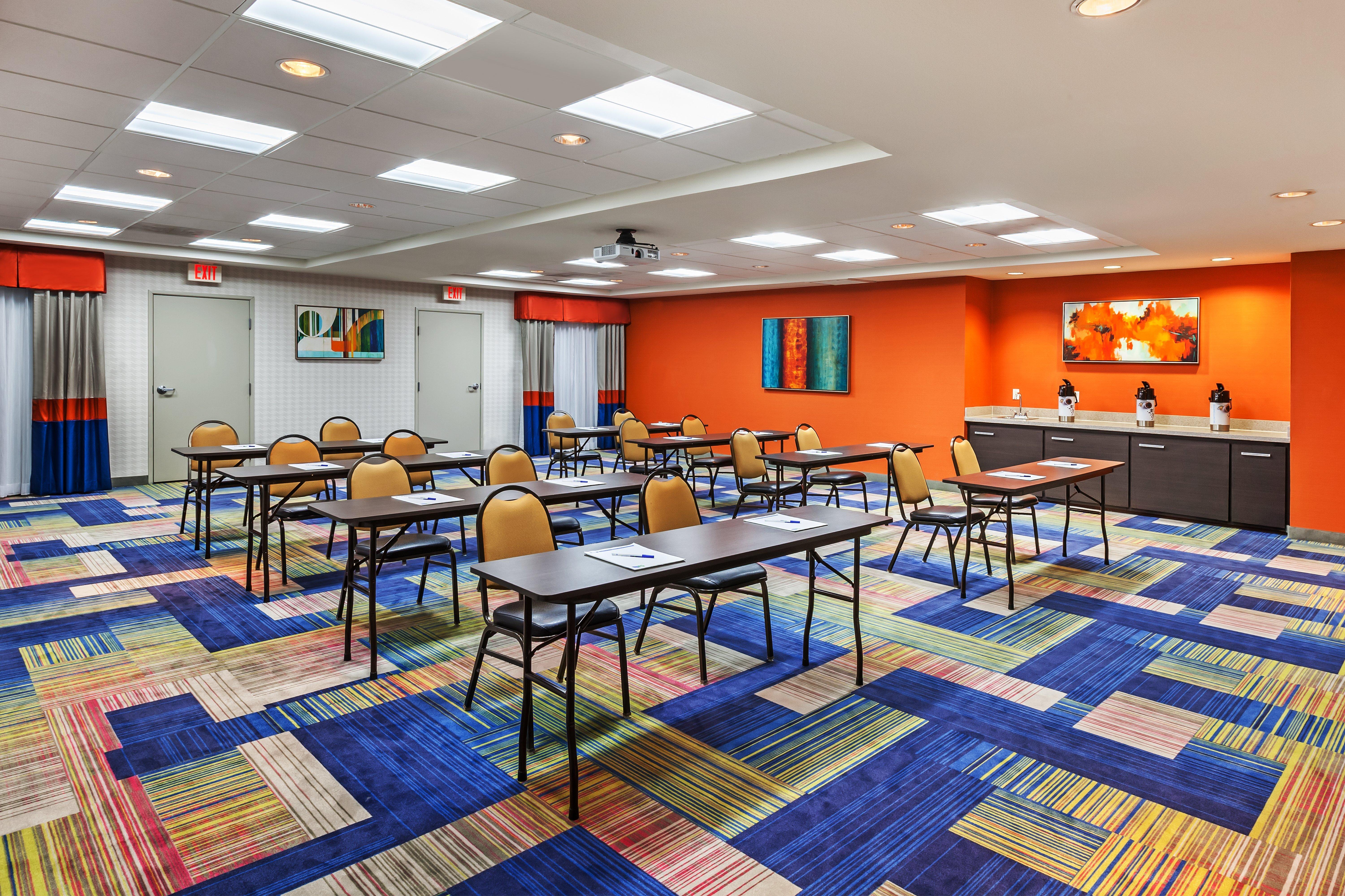 Holiday Inn Express & Suites Houston East By Ihg Buitenkant foto