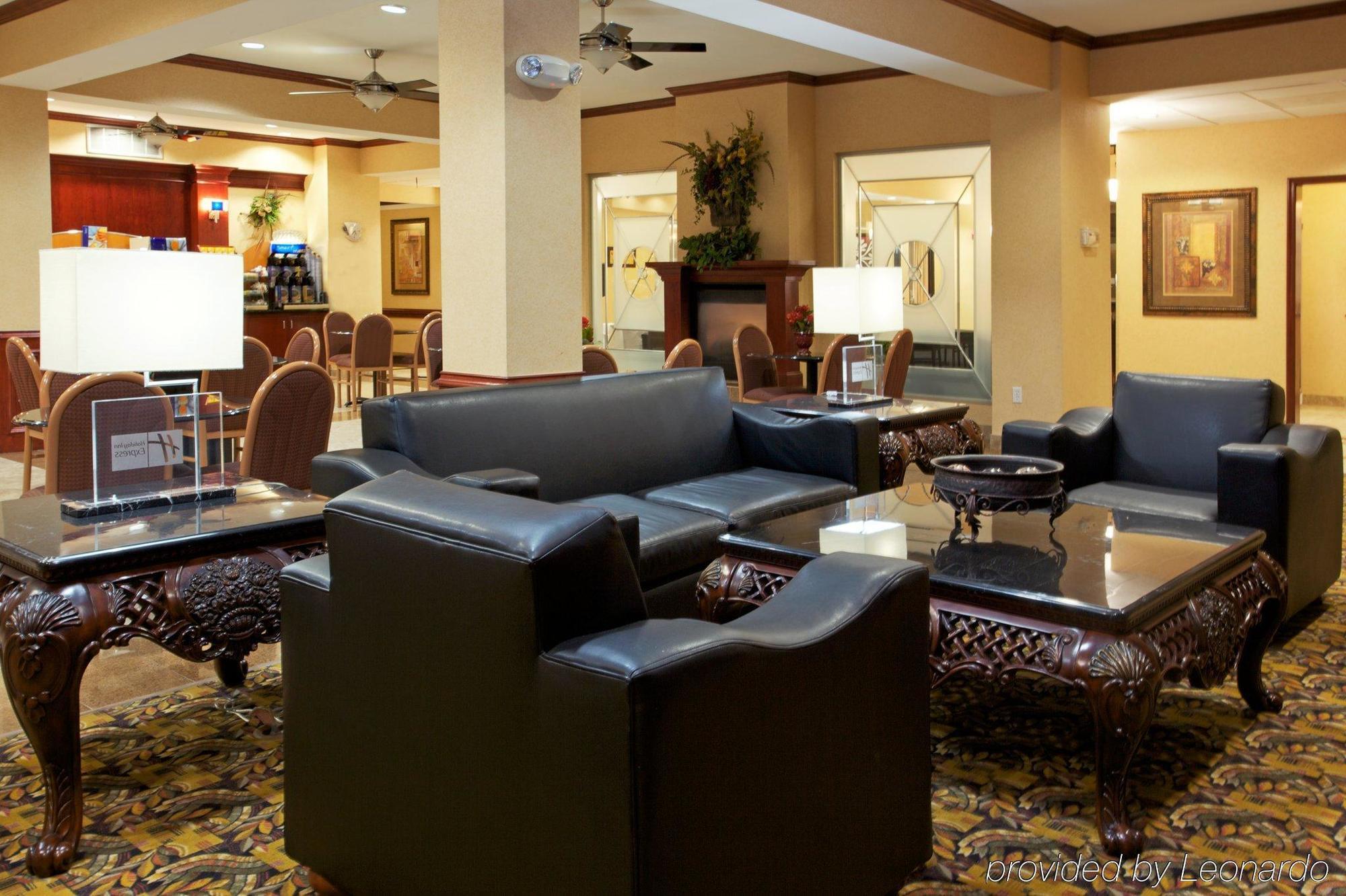 Holiday Inn Express & Suites Houston East By Ihg Restaurant foto